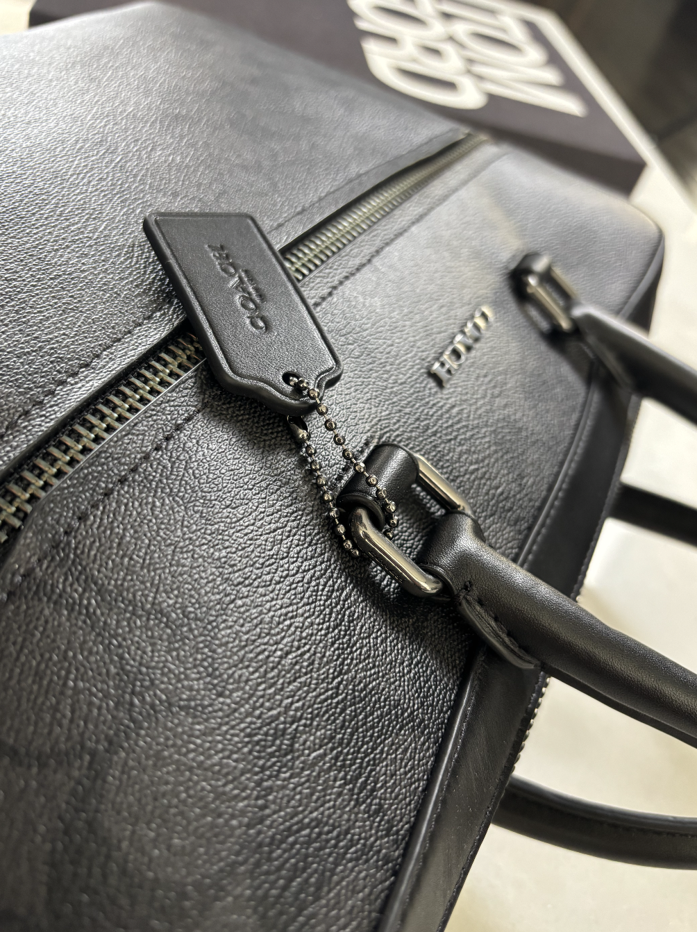 Maletín Gotham Negro Monograma - Coach