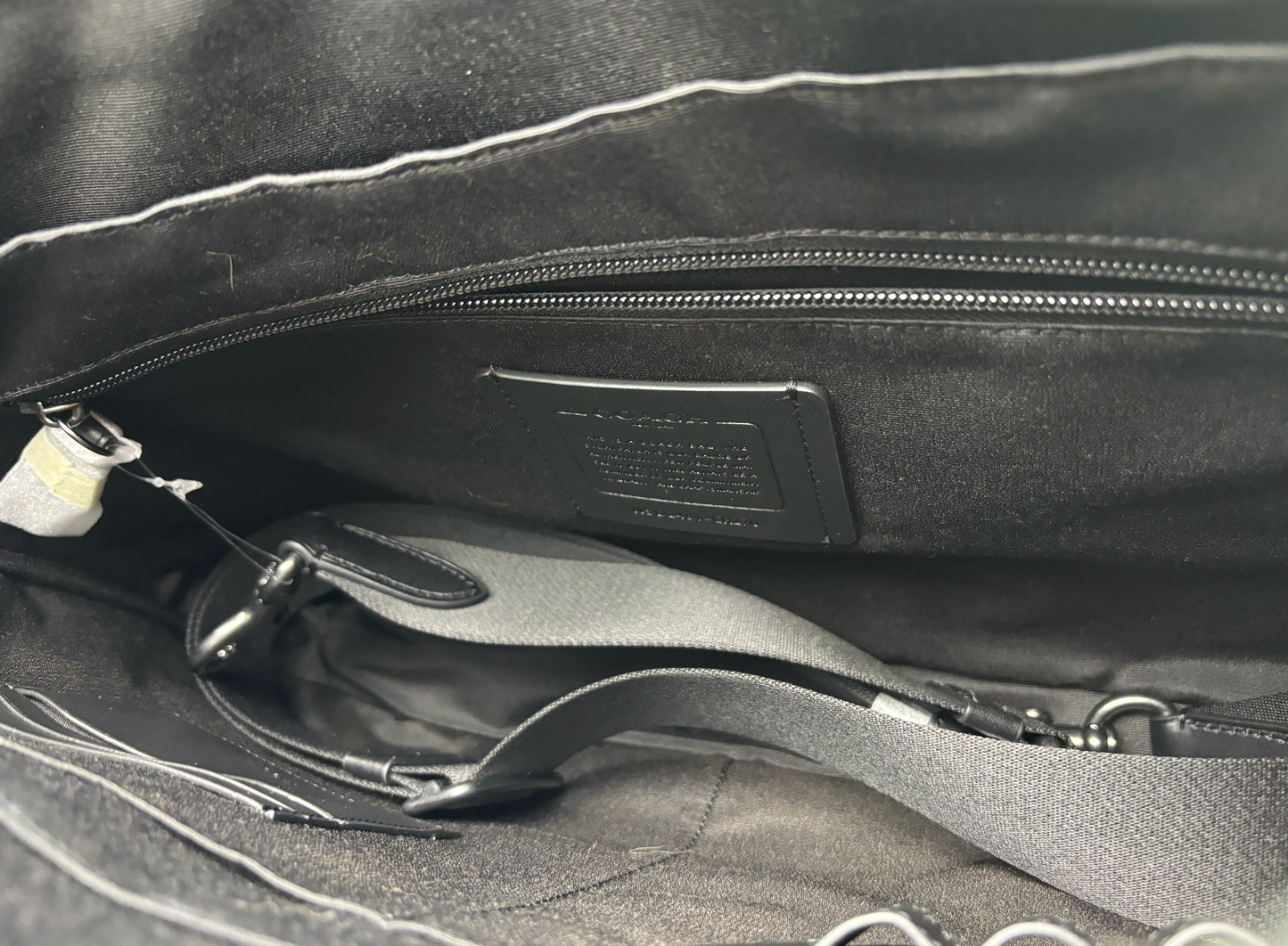 Maletín Gotham Negro Monograma - Coach