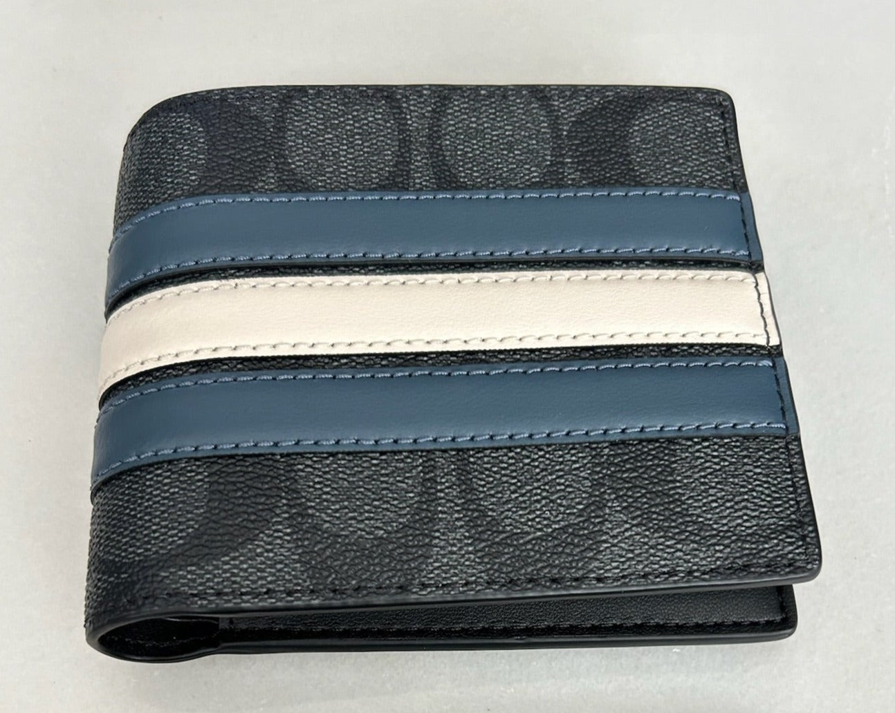 Cartera con estampado negro con azul (incluye tarjetero) - Coach